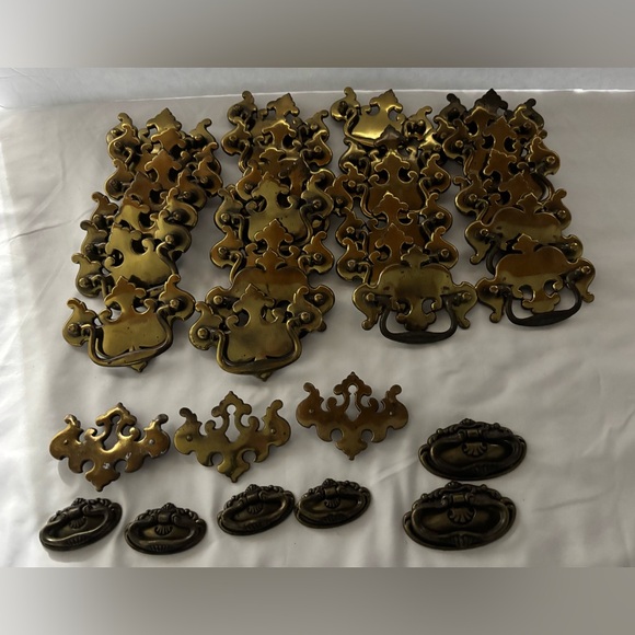 Other - Lot of 37 Brass Victorian Style Drawer Pulls Handles – Vintage, Tarnished